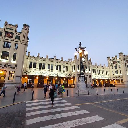 Central Rooms Valencia Downtown - Bruno Apartments Coliving Экстерьер фото