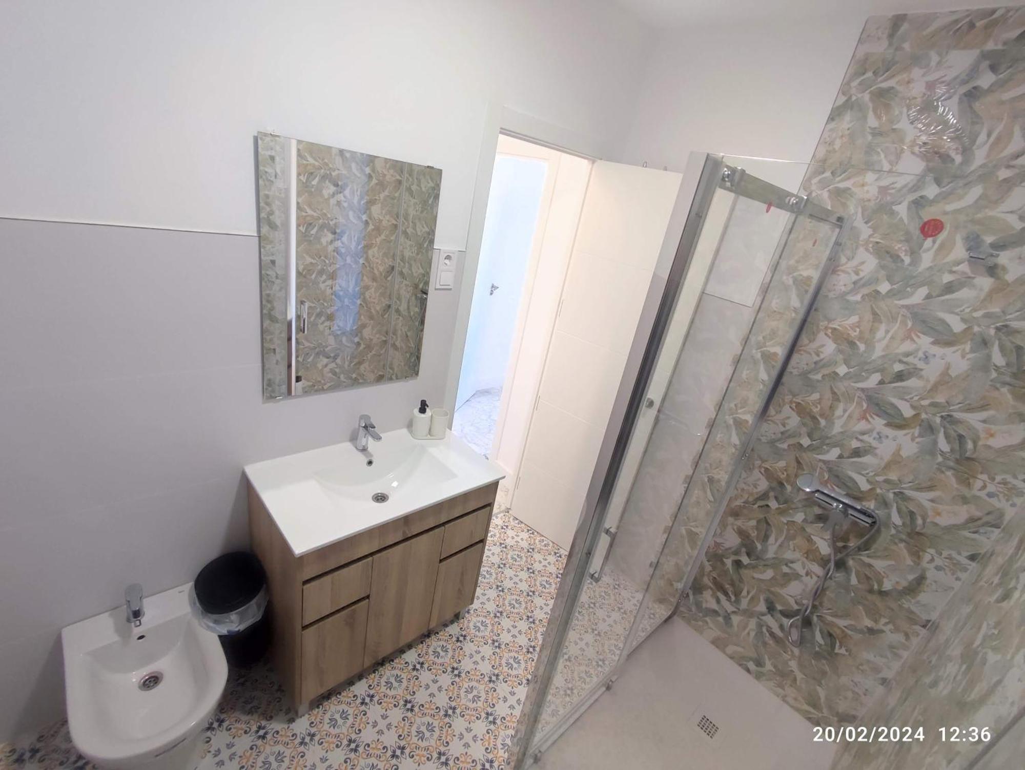 Central Rooms Valencia Downtown - Bruno Apartments Coliving Экстерьер фото