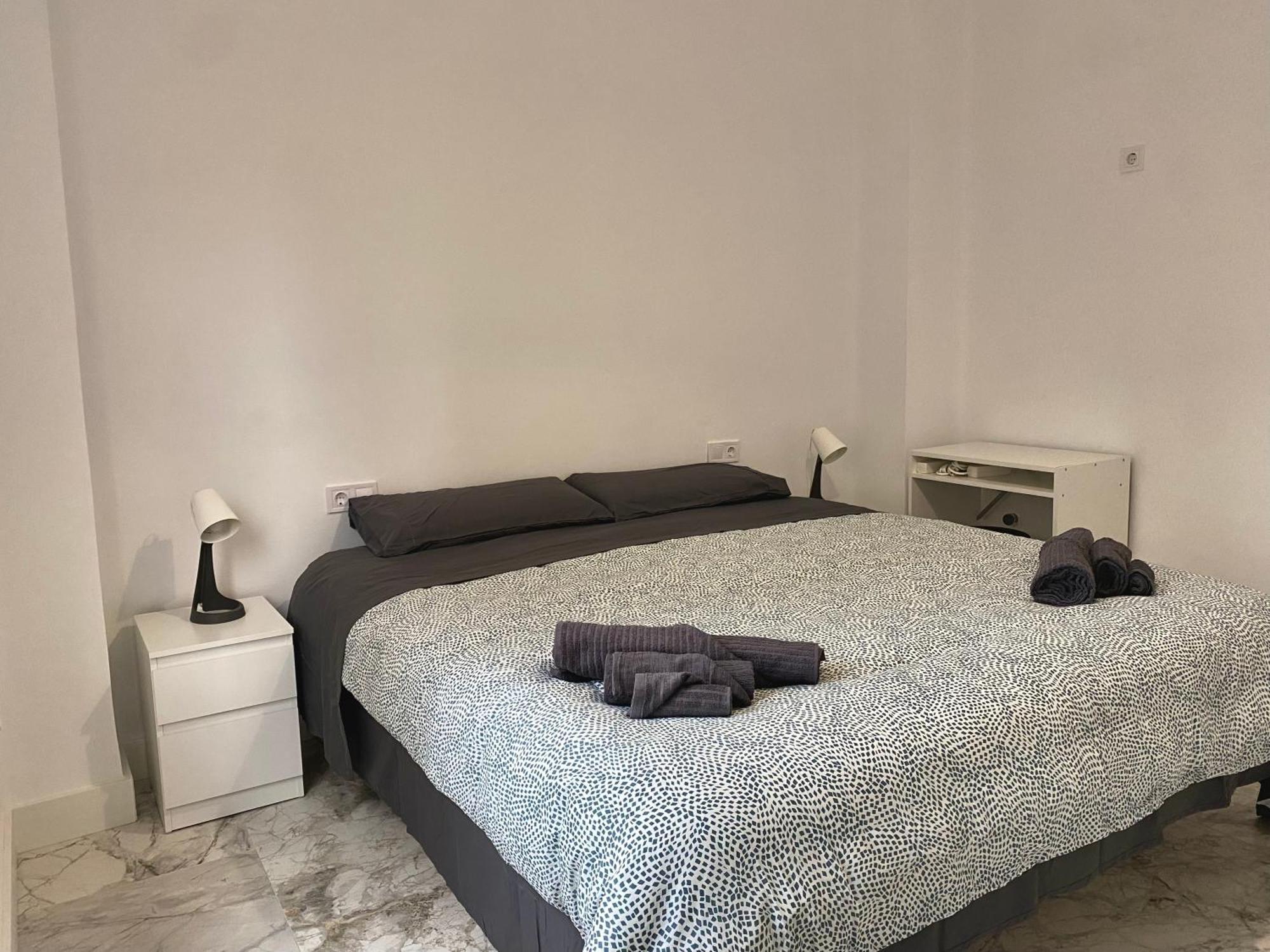 Central Rooms Valencia Downtown - Bruno Apartments Coliving Экстерьер фото